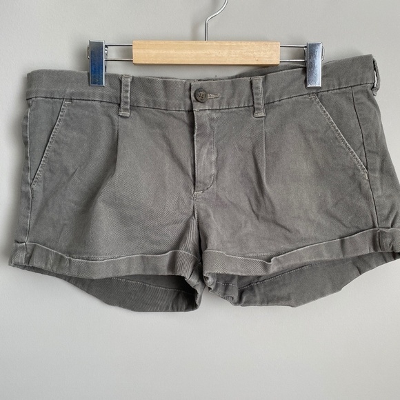Abercrombie & Fitch Pants - Abercrombie & Fitch Vintage grunge Y2k low rise rolled shorts